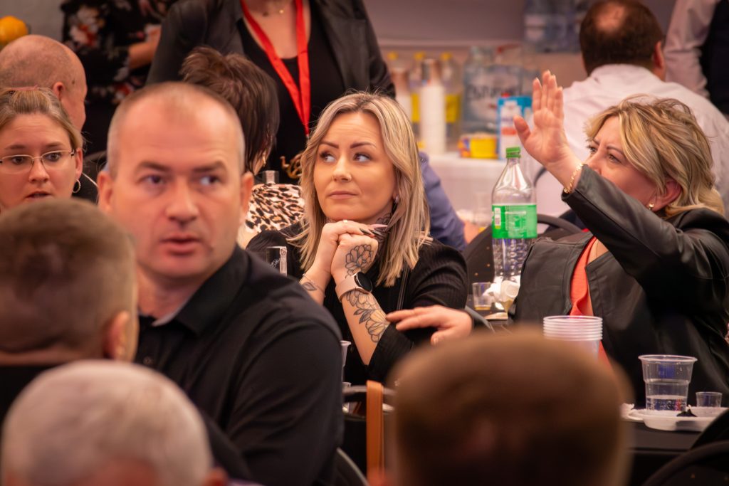 Pakiet Eventowy Premium – reportaż do 6 godzin, minimum 200 zdjęć oraz zdjęcia ekspresowe do social media